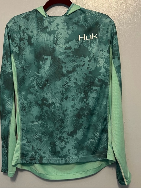 Huk Other - Men’s Huk Teal and Mint Green Camo Performance Hoodie